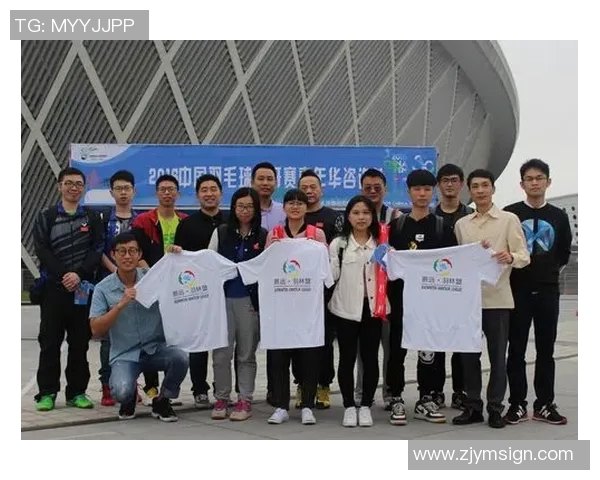 深圳羽毛球队的蜕变与成长之路探索杯赛背后的奋斗与坚持 深圳羽毛球队的蜕变与成长之路探索杯赛背后的奋斗与坚持