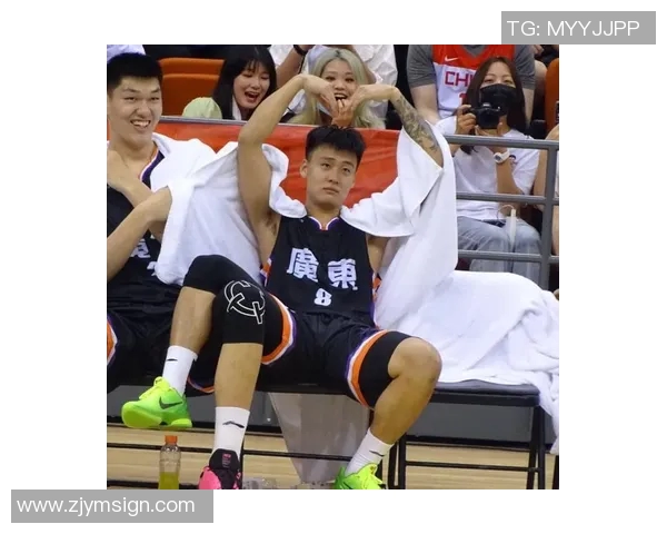 深圳篮球队实力革新引发热议球迷期待新赛季表现提升